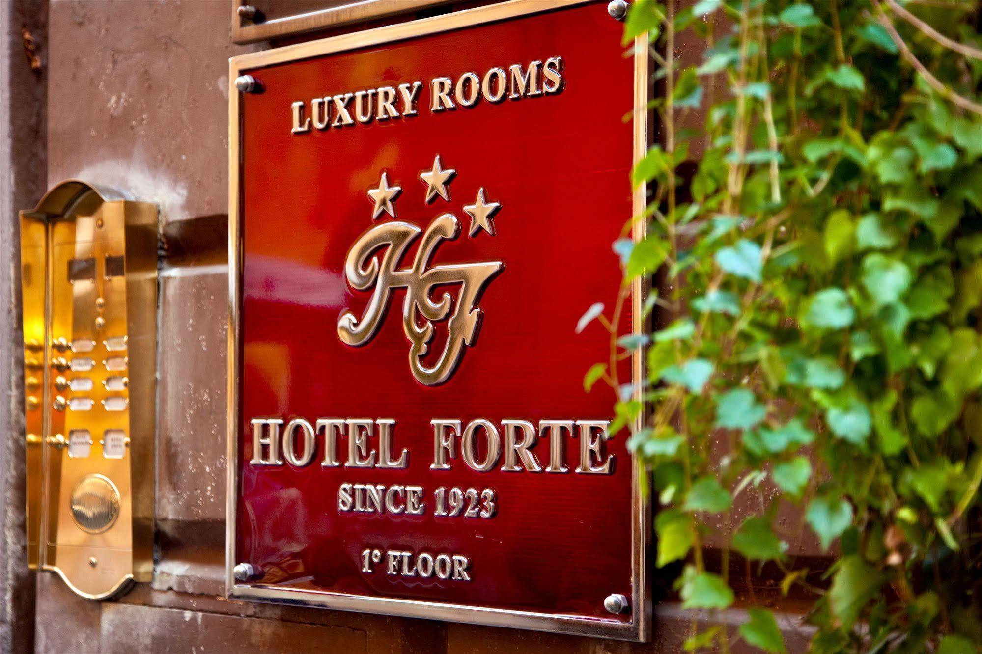 Hotel Forte Roma Exterior foto